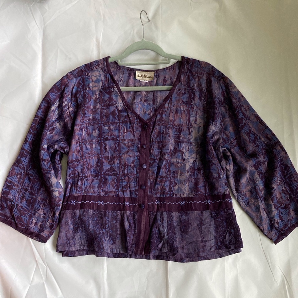 Red’s Threads women’s 1X button down Top , Batik look, Vintage Boho, Renaissance